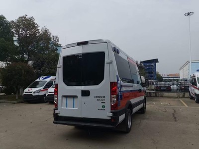 依維柯醫(yī)療救護(hù)車(chē)發(fā)動(dòng)機(jī)與懸架解析